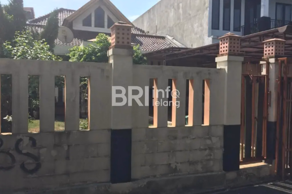 Rumah Batu Ampar Jaktim, LT 305 m2, Harga Terbaik! foto 1