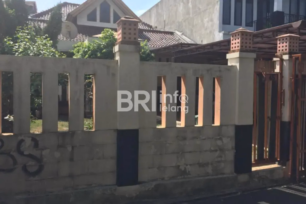 Rumah Batu Ampar Jaktim, LT 305 m2, Harga Terbaik! foto 4
