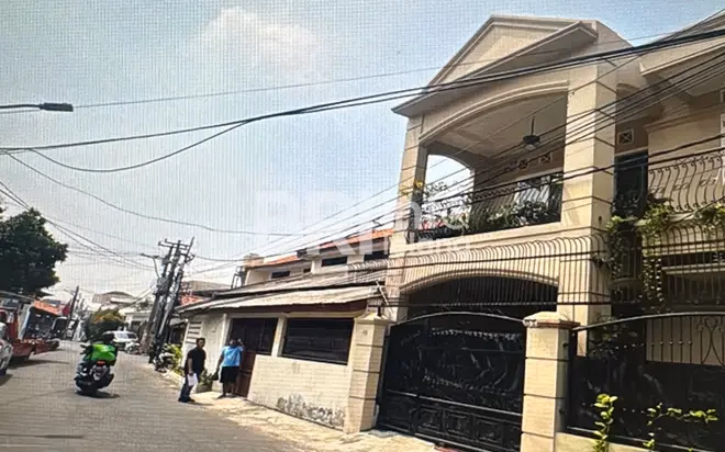 Rumah Haji Soleh Kebon Jeruk Jakbar, Luas 294 m2, Harga Miring foto 3