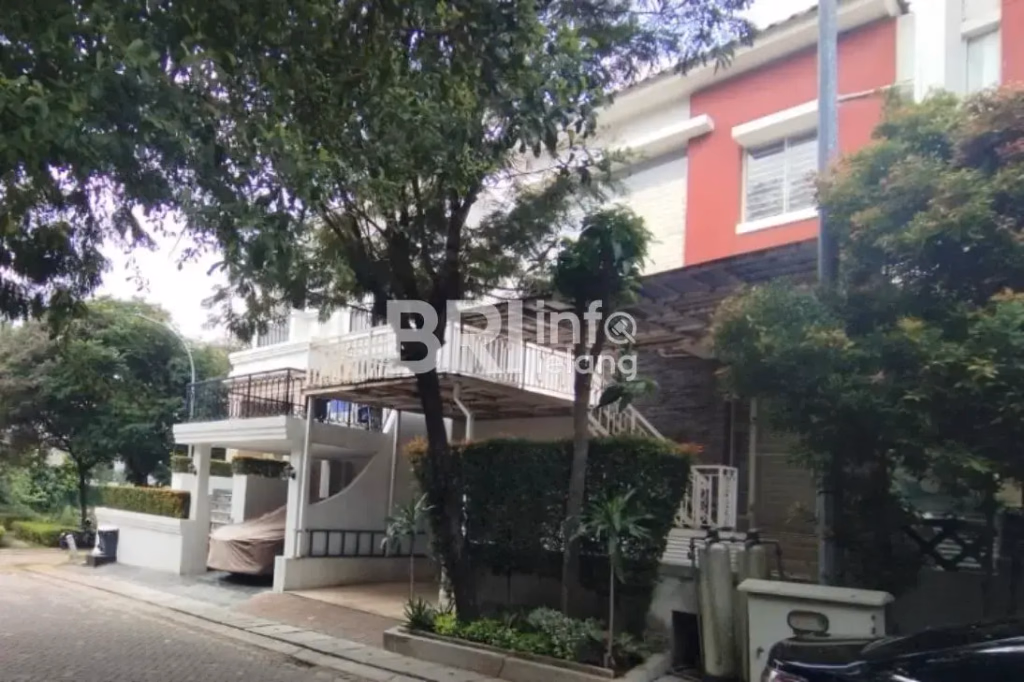 Rumah Town House Ebony PIK Jakut, Luas 250 m2, Harga Terbaik foto 2