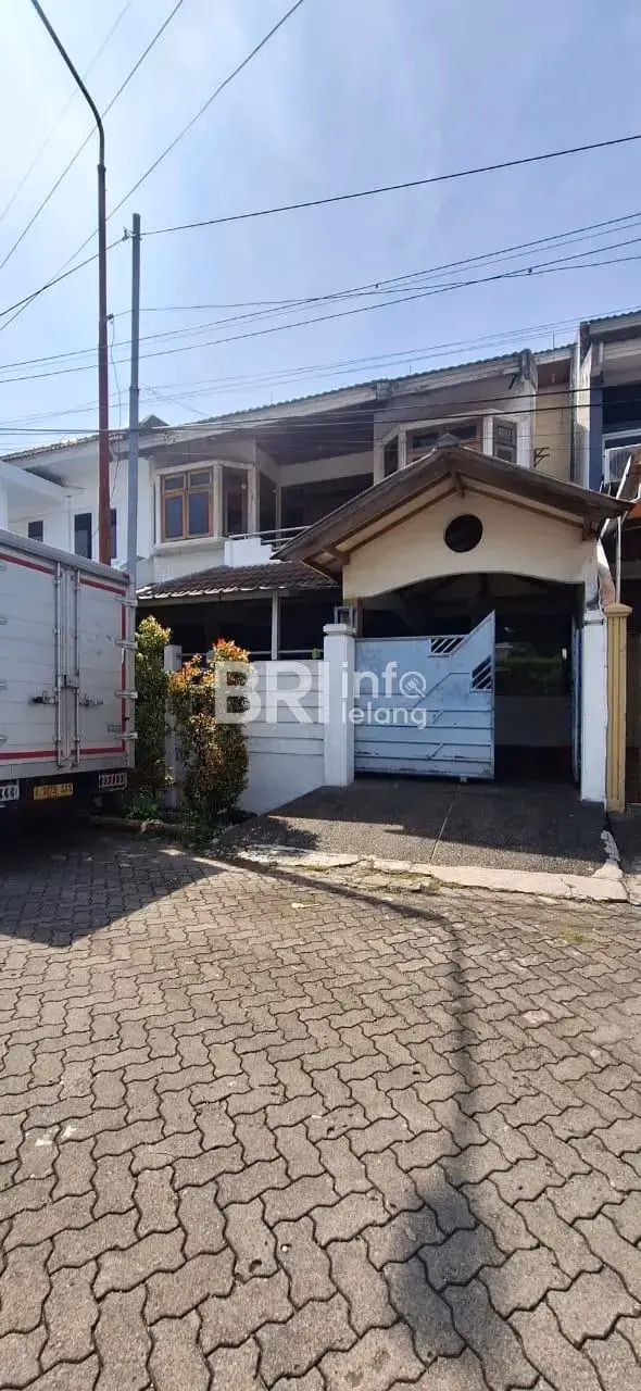 Rumah Villa Kelapa Dua Jakbar, LT 250 m2, Harga Terbaik foto 2