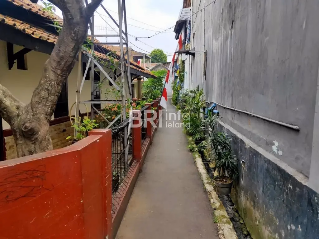 Komersil Raya Bogor Kramatjati Jaktim, Luas 1186 m2 Harga Miring foto 6