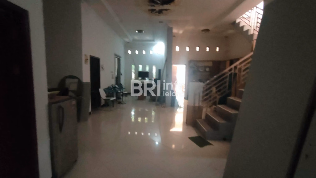 Rumah Jl. Skip Ujung Utan Kayu Jakarta Timur, Strategis foto 5
