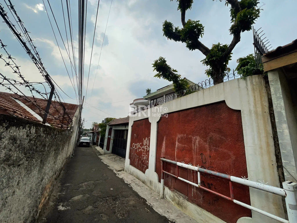 Rumah Jagakarsa Raya Jakarta Selatan, Luas 318 m2, Harga Murah foto 3