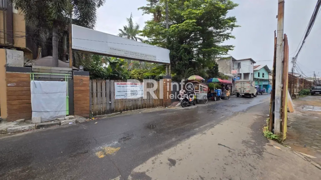 Komersil Jl. Puskesmas Jatinegara Jaktim, Luas Tanah 1337 m2 foto 2