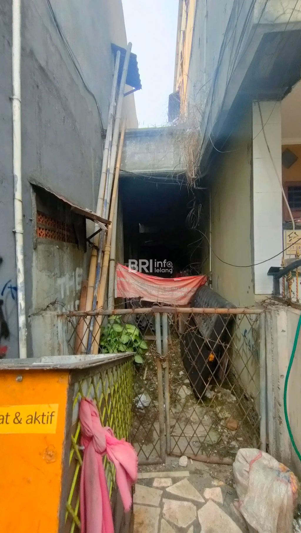 Rumah Cempaka Raya Jakpus, Harga Miring! LT 105 m2 foto 5