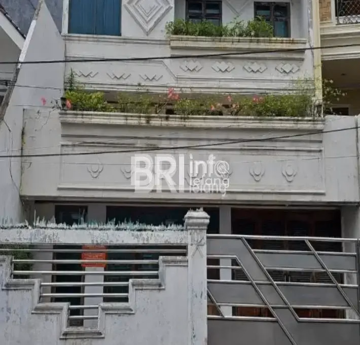 Rumah Taman Sari Jakarta Barat, Bangunan Luas 287 m2 foto 4