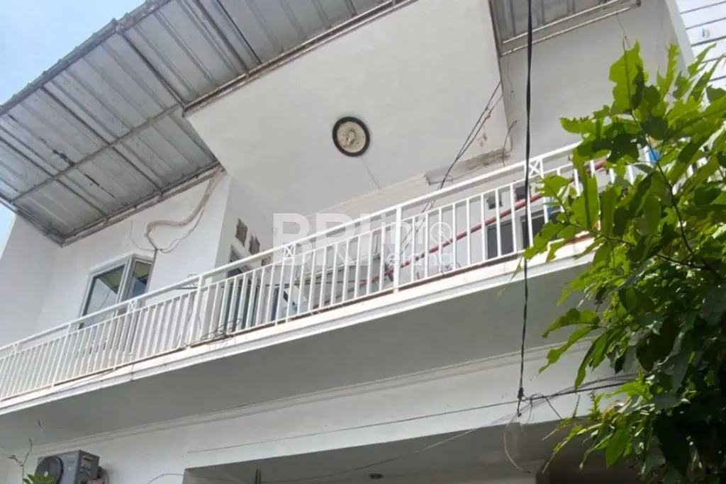 Rumah Teratai Putih Duren Sawit Jaktim, Harga Miring foto 3