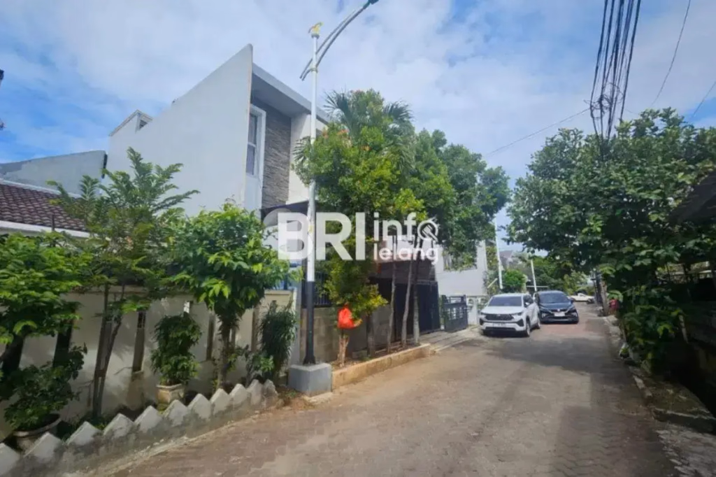 Rumah Gading Griya Lestari Jakarta Utara, Strategis foto 3