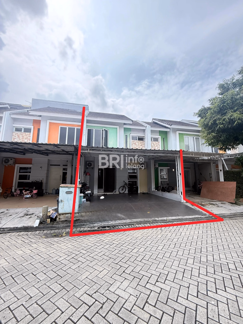 Rumah Teresta Metland Menteng Jaktim, Harga Murah! foto 2