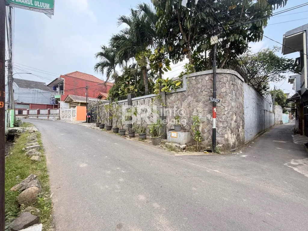 Rumah Mewah Cipayung Jaktim, Tanah Luas 611 m2 foto 4