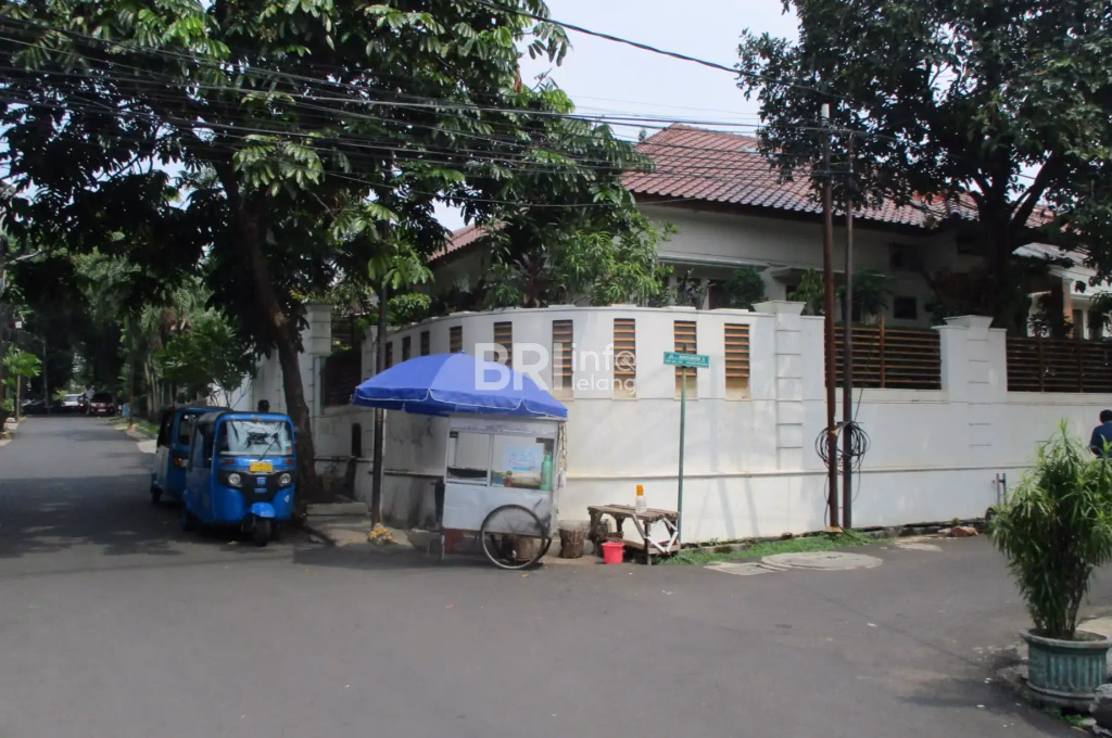 Rumah Jl. Anggur Cipete Jaksel, Tanah Luas 523 m2 foto 4