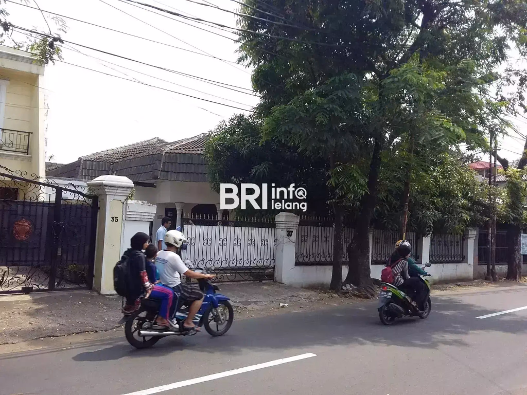 Rumah Jl. Baping Ciracas Jaktim, Tanah Luas 697 m2 foto 4