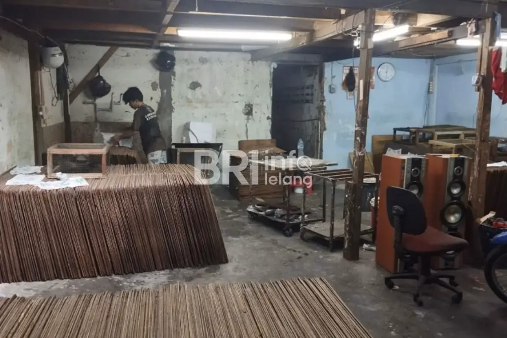 Rumah Jelambar Jaya Jakarta Barat, Luas 257 m2, Potensi Usaha foto 3