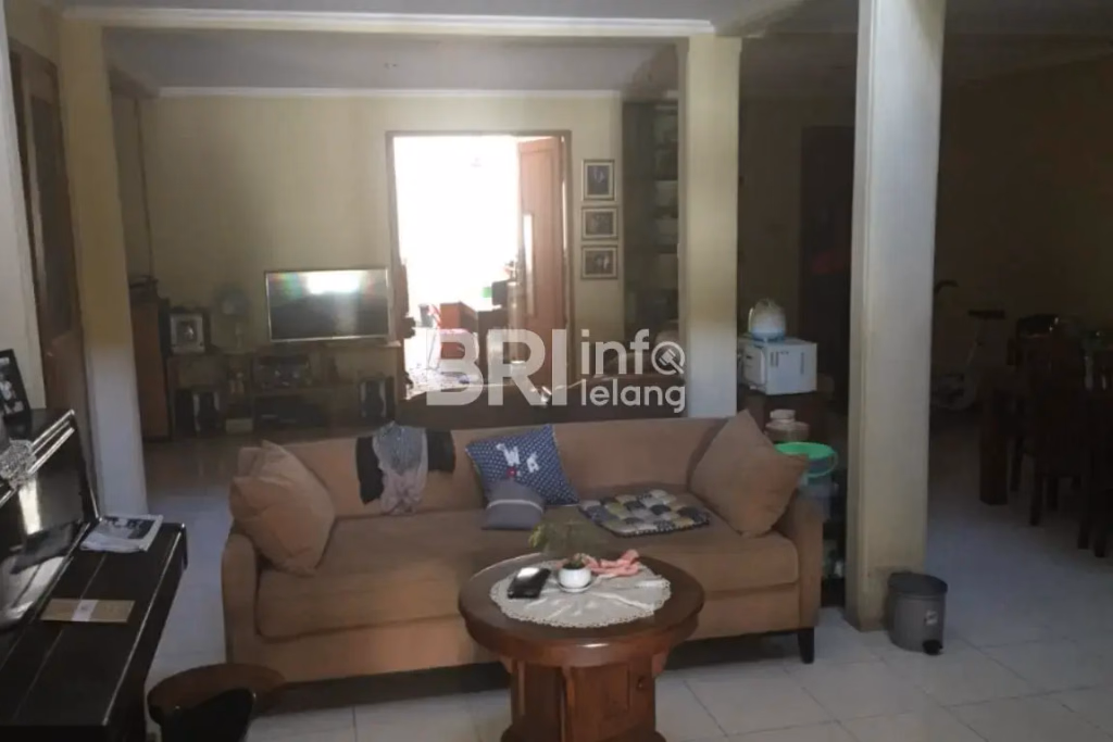 Rumah Batu Ampar Kramat Jati Jaktim, Tanah Luas foto 3
