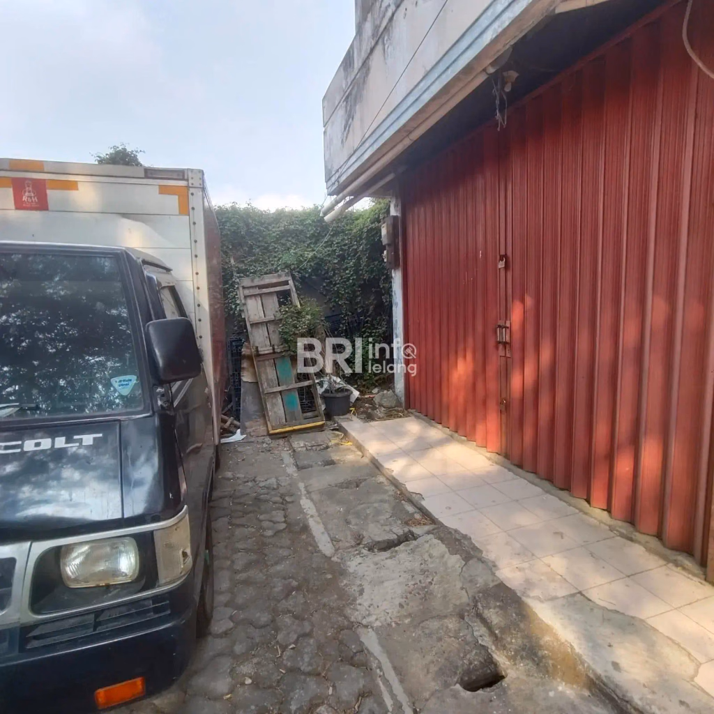 Ruko 3 Lantai Raya Cilincing Jakut, Harga Miring! foto 3