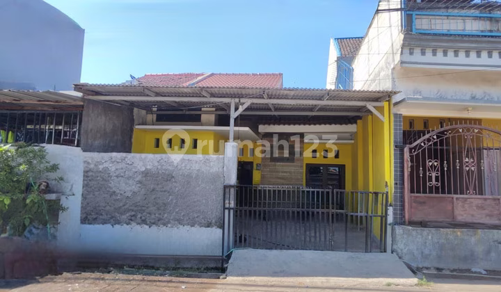 Rumah lelang Surabaya