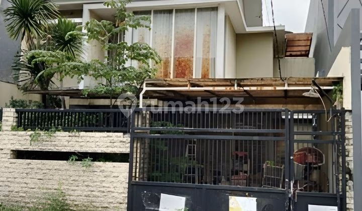 Rumah lelang Surabaya