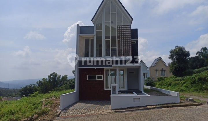 Rumah lelang Malang
