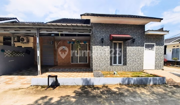 Rumah lelang Palembang