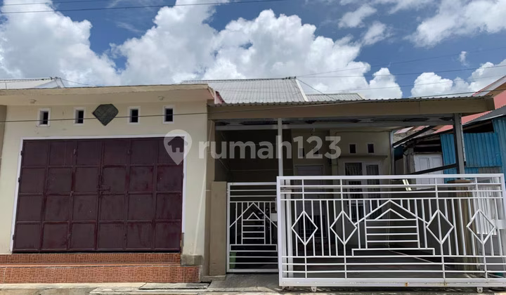 Rumah lelang Palu