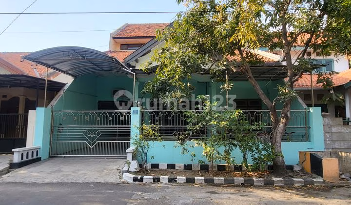 Rumah lelang Surabaya