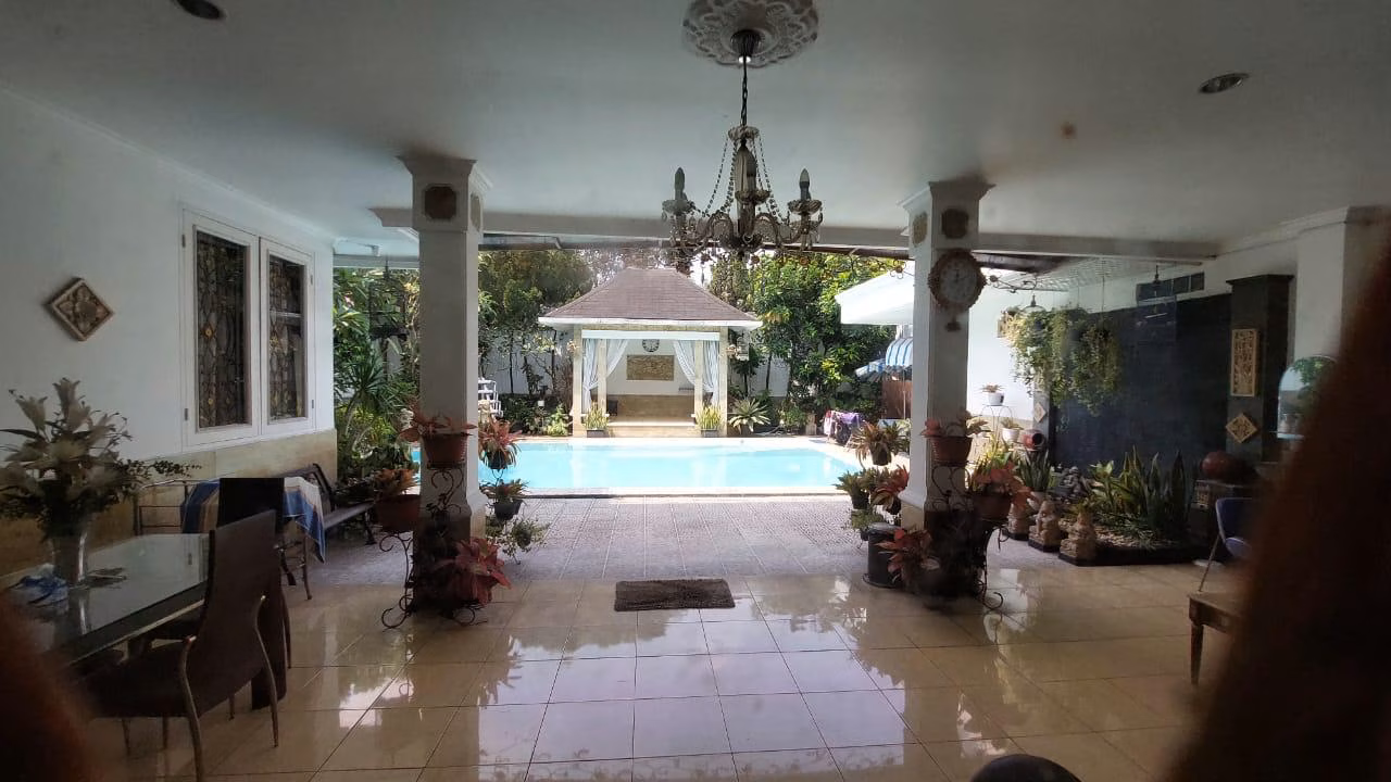 Rumah Mewah di Cinere 740m² – Rp 4.91 Miliar