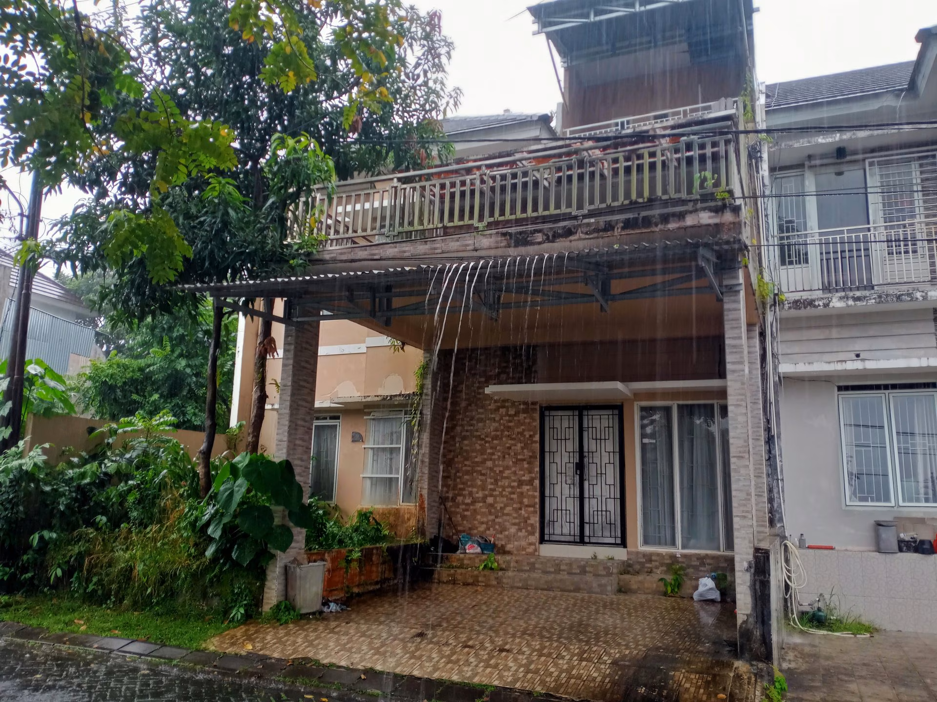Rumah lelang Kota Manado
