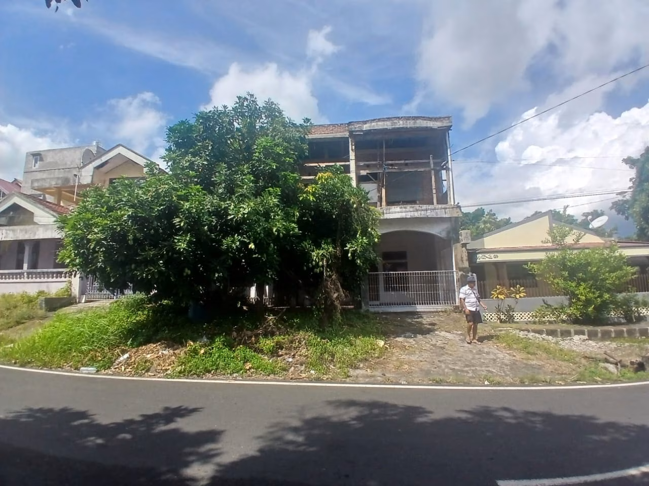 Rumah lelang Kota Bitung