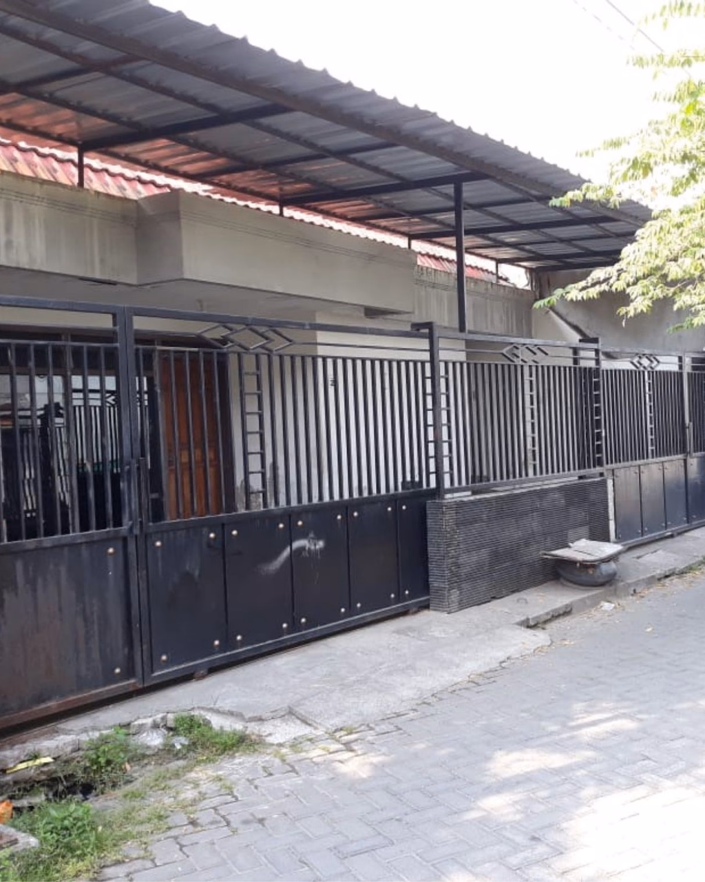 Rumah lelang Kota Surabaya