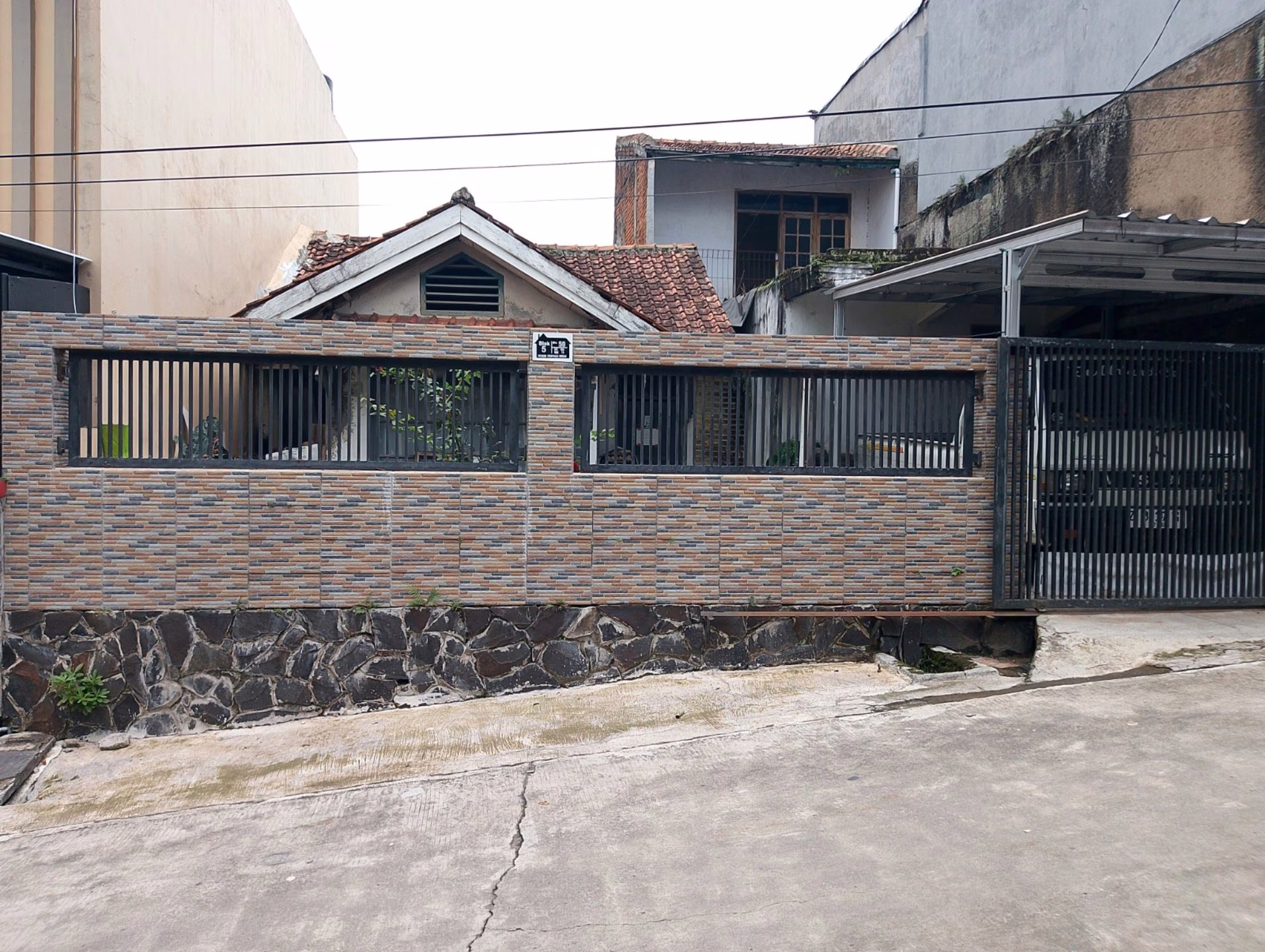 Rumah lelang Kab. Garut