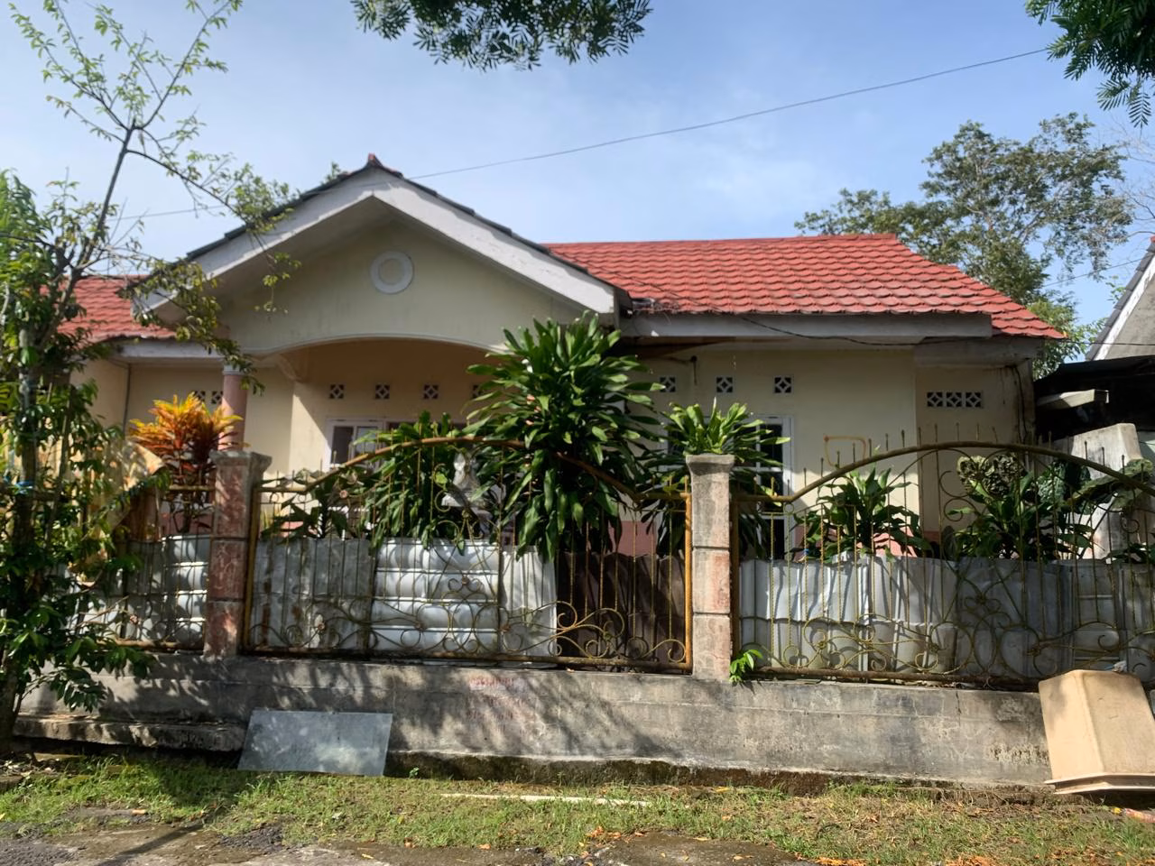 Rumah lelang Kota Manado
