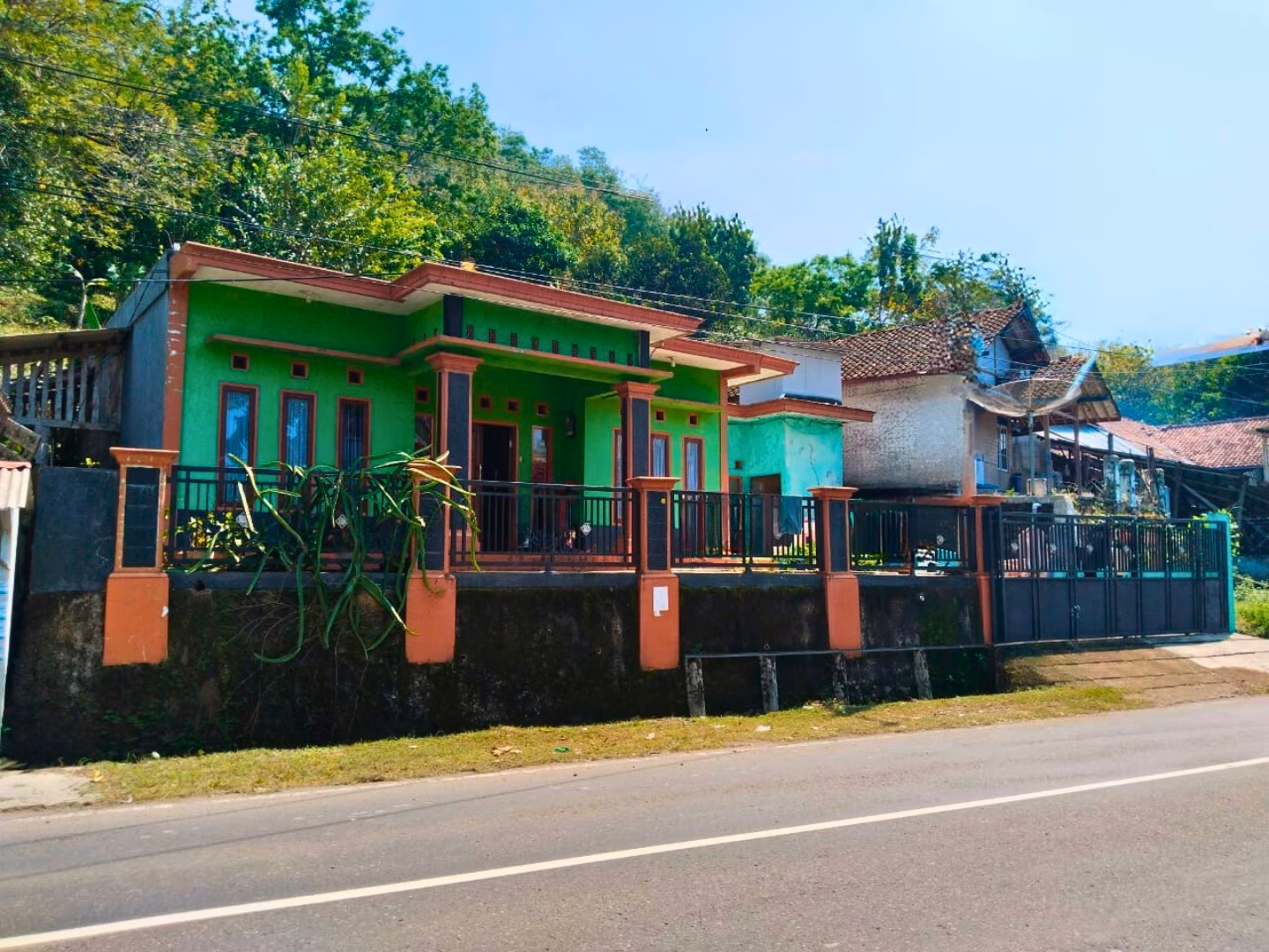 Rumah lelang Kab. Garut