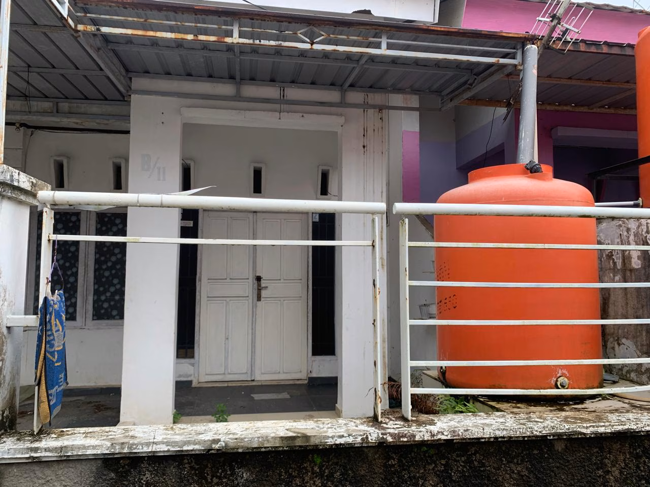 Rumah lelang Kota Makassar