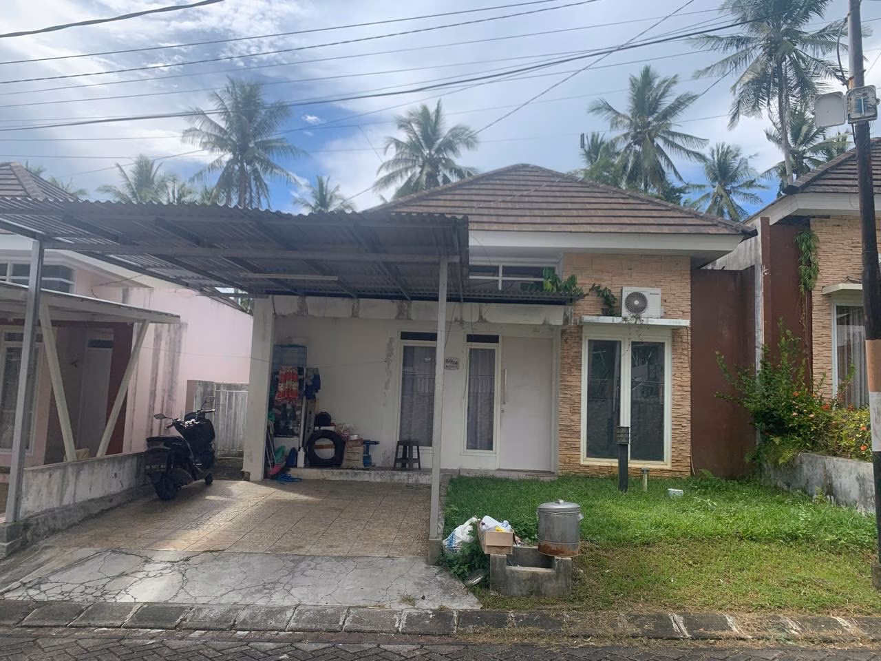 Rumah lelang Kota Manado