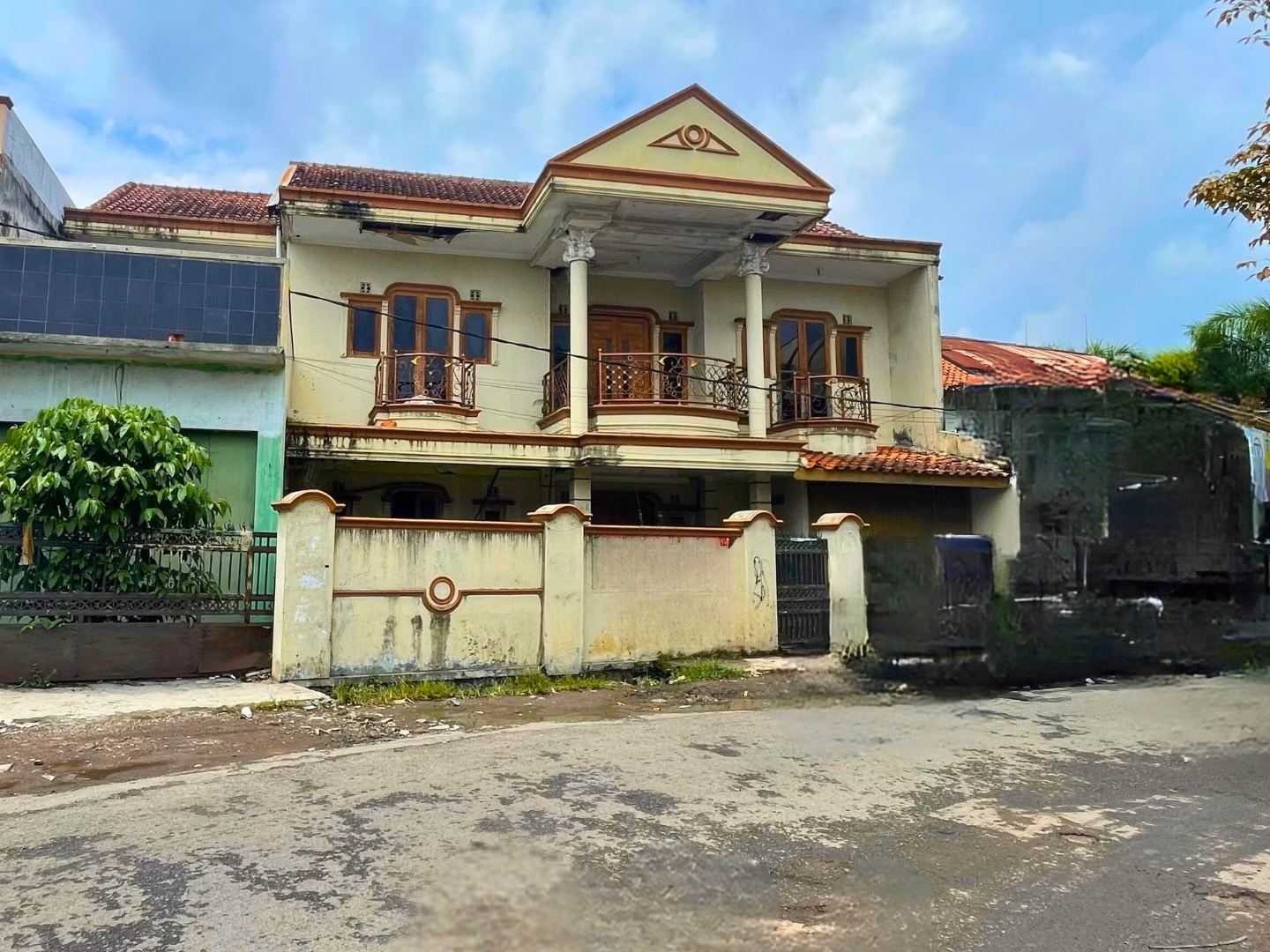 Rumah lelang Kab. Garut