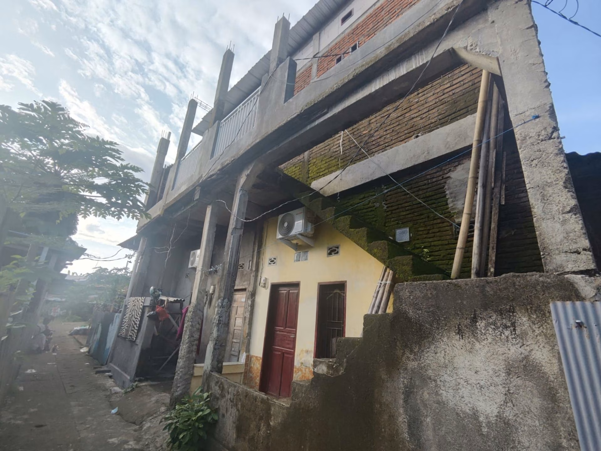 Rumah lelang Kota Makassar