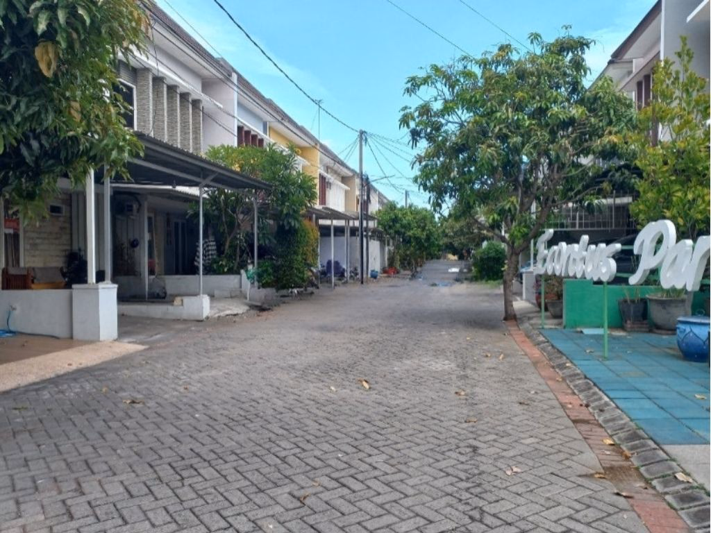 Rumah lelang Kota Surabaya