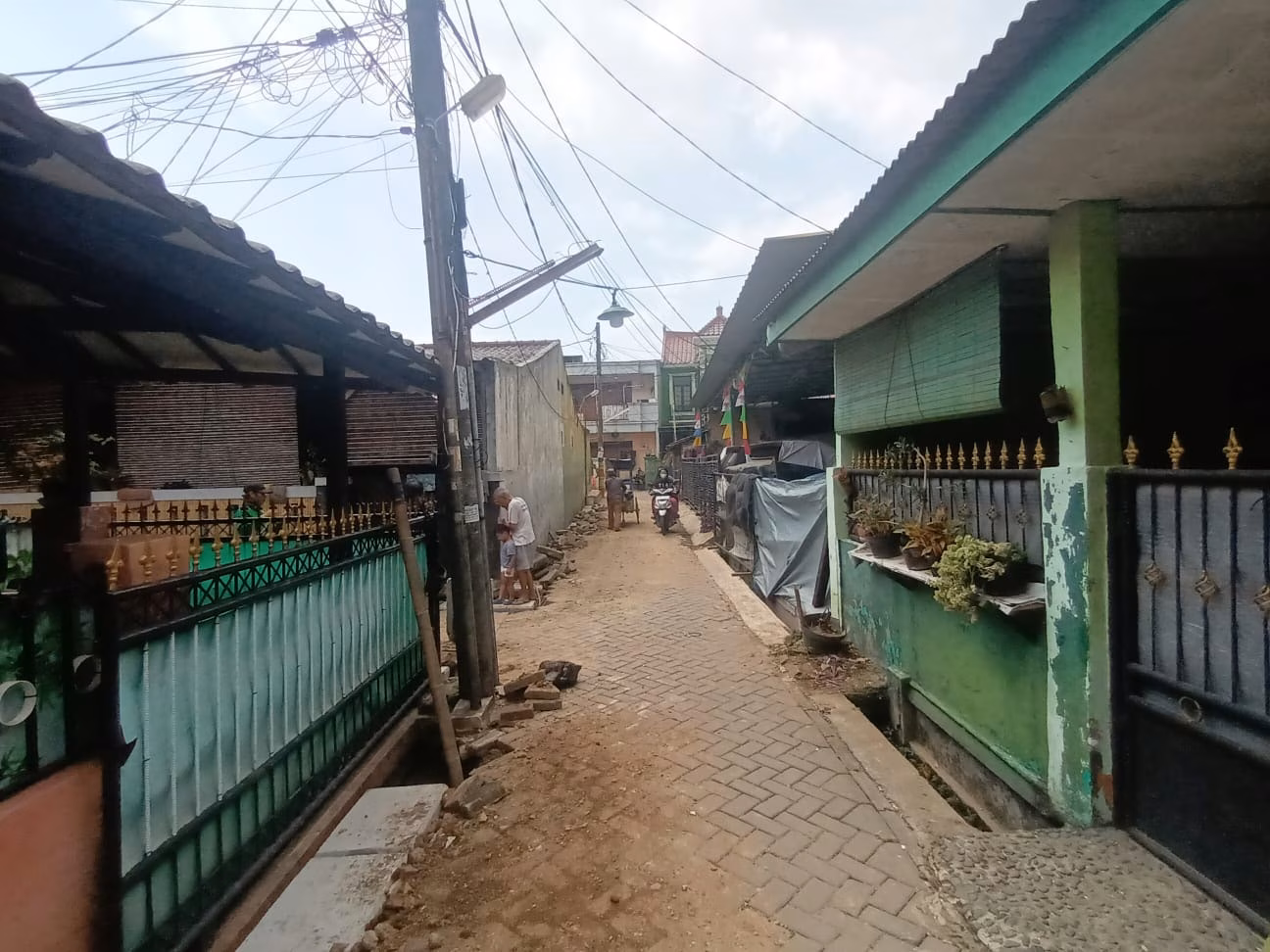 Komersil lelang Kota Tangerang