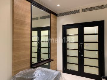 Senayan Residence Strategic 3br Furnished 151sqm Patal Senayan - foto 2