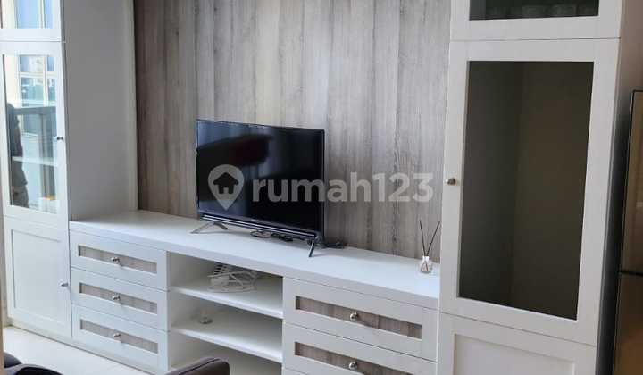 Apartemen Taman Anggrek Sewa Studio - Unit apartemen 1 lantai di kaw #393101