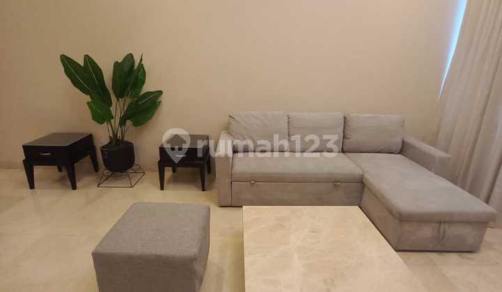 Apartment Senayan Residence 3 BR Private Lift, Best Deal View Golf