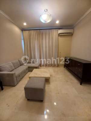 Apartment Senayan Residence 3 BR Private Lift, Best Deal View Golf - foto 2