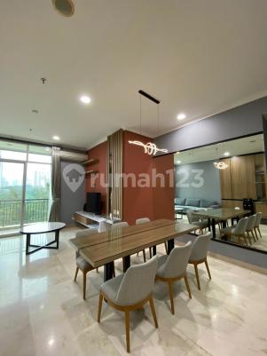 Apartment Senayan Residence 3 BR Good Furnished Private lift, View Golf - foto 2