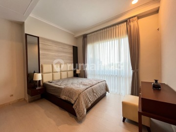 For Rent Senayan Residence 3 BR Fully Furnished Low Floor - foto 4