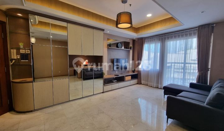 Disewakan Brand New Renov 2 Br, di Royal Mediterania. Siap Huni!