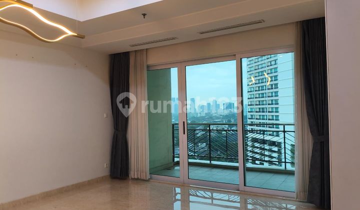 Pakubuwono Residence Kebayoran Lama 2 Bedrooms 177M2 Unfurnished For Rent