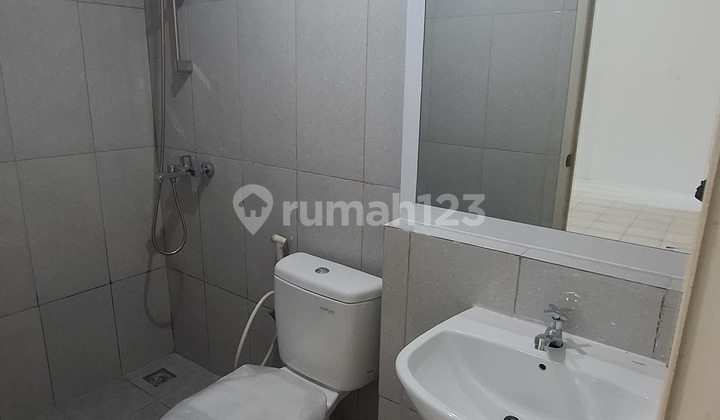 Apartemen 2.Kamar Tidur ,Baru Selesai Renovasi