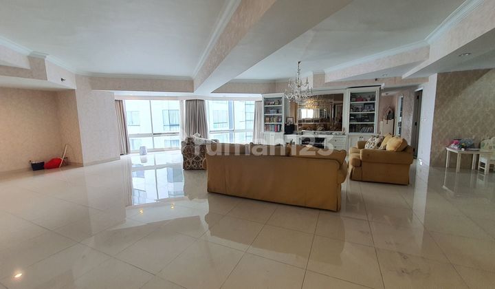 Unit Langka, 3+1Bed Combined di Ta Kondo Bagus Apartemen Taman Anggrek 4 Kamar Tidur Bagus Furnished - foto 1
