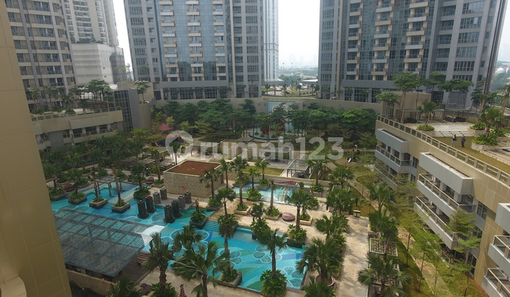 Taman Anggrek Residence 3 Br Semi Furnished Brand New Jual Murah - foto 1
